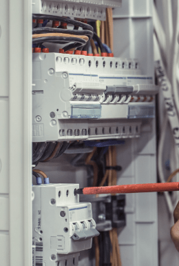 <p>Pomiary elektryczne</p>